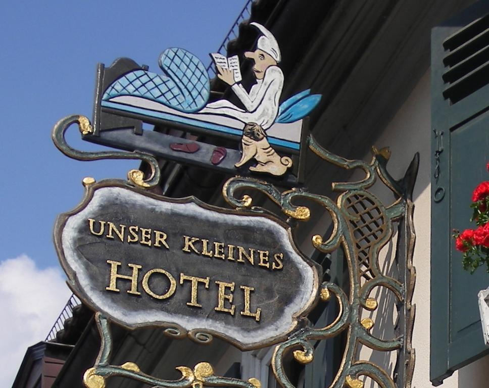 Unser Kleines Hotel Cafe Goebel Laubach  エクステリア 写真