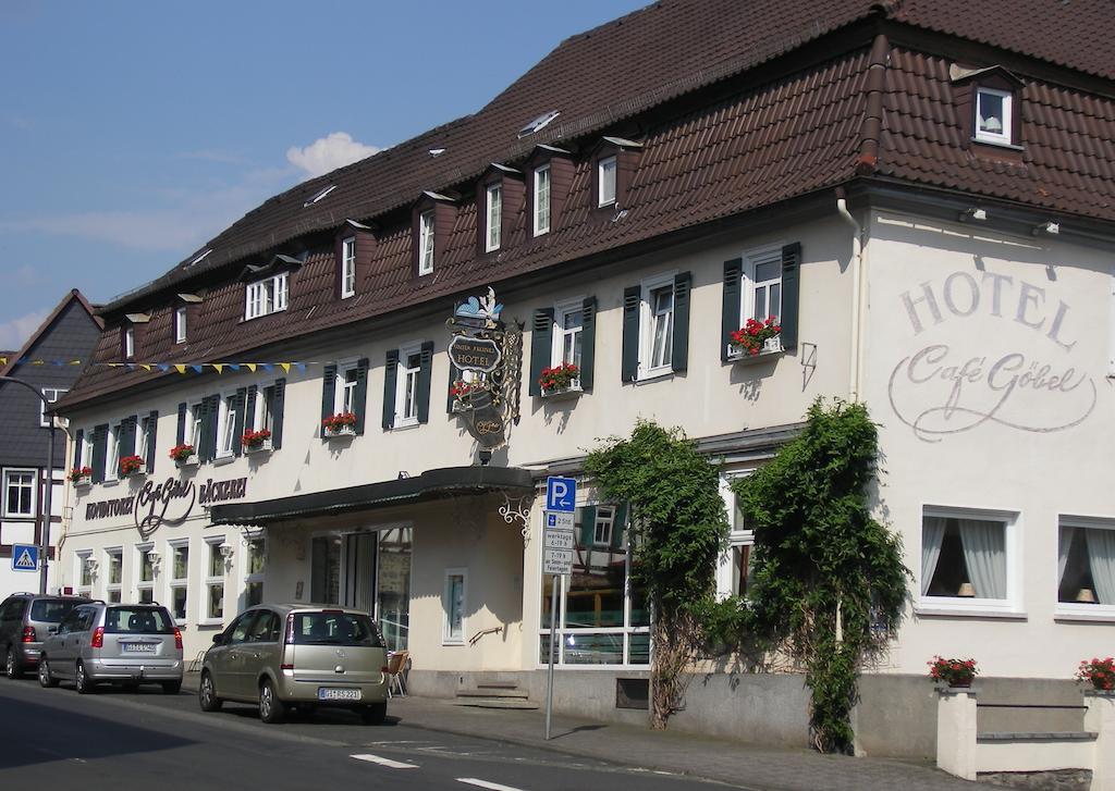 Unser Kleines Hotel Cafe Goebel Laubach  エクステリア 写真